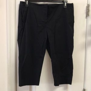 SOLD EUC WORTHINGTON BLACK CAPRIS PANTS SIZE SOLD